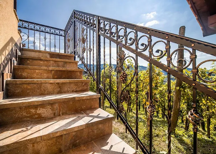 بيت للعطل Kerin *